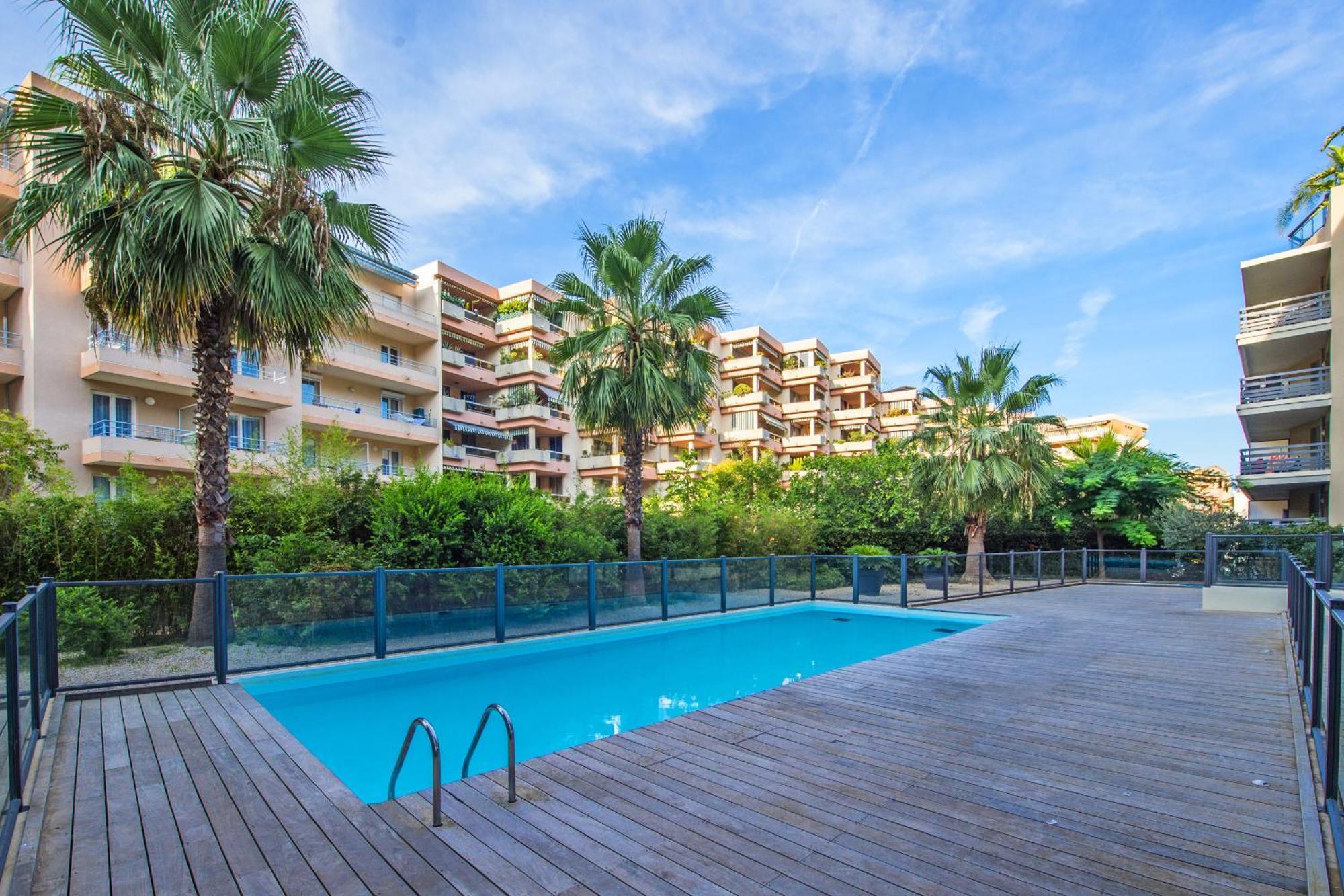 "L'Idyllique" Parking, Piscine, Plage, Calme Assure, Gare Roquebrune-Cap-Martin Exterior foto